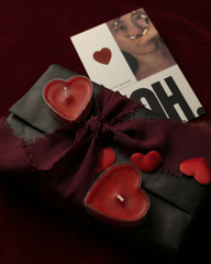 CONFEZIONE ROMANTICA CON CANDELE CUORE